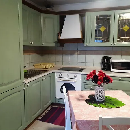 Aurora Apartment *